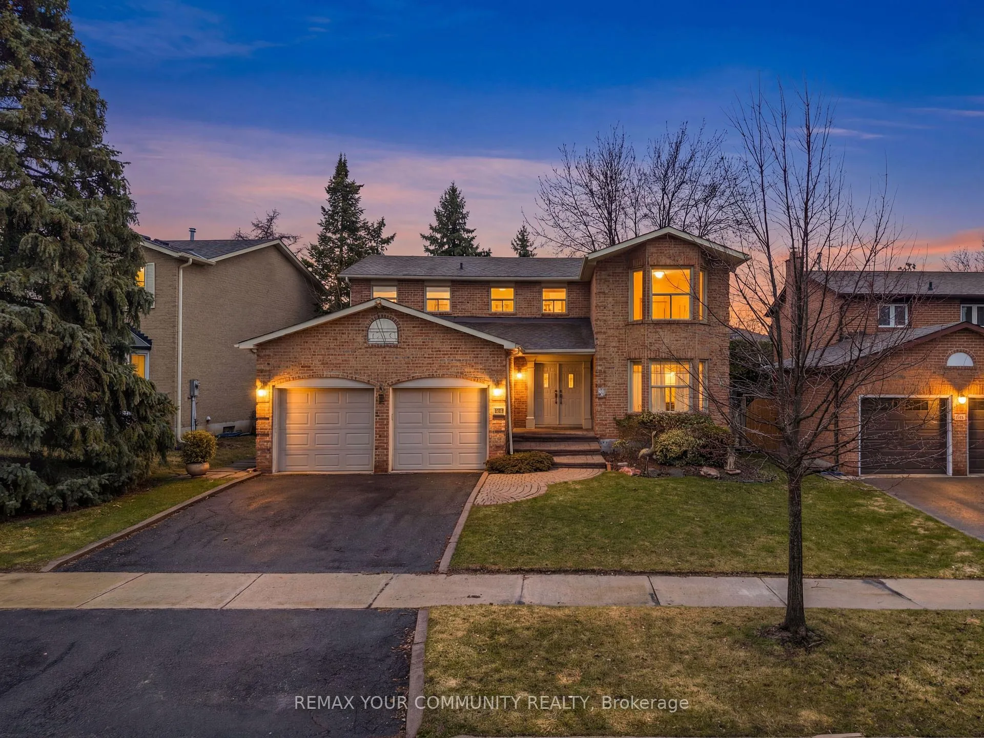 Photo 1 of 42 Houseman Crescent, Richmond Hill, North Richvale — HOMEH