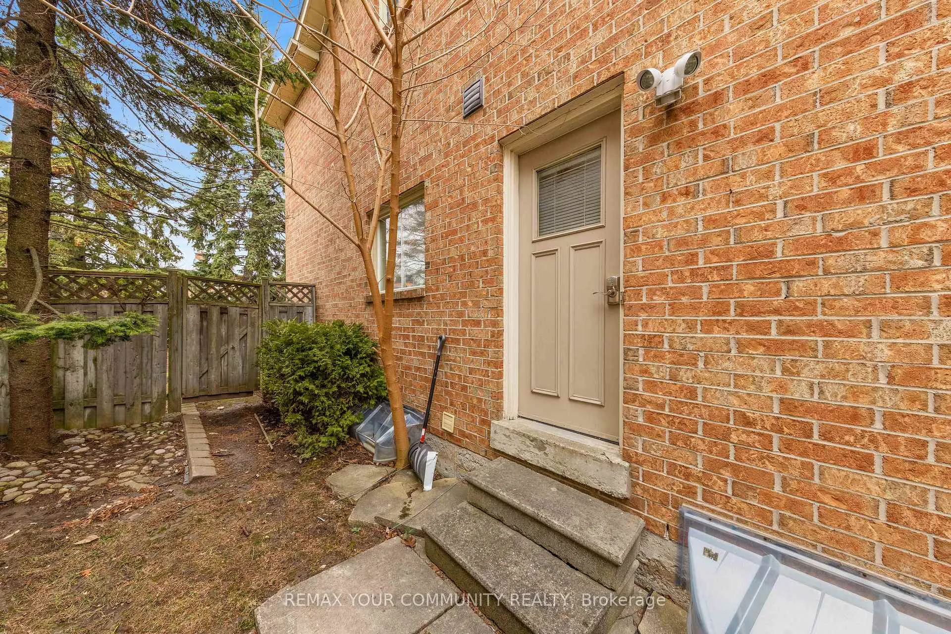 Photo 47 of 42 Houseman Crescent, Richmond Hill, North Richvale — HOMEH