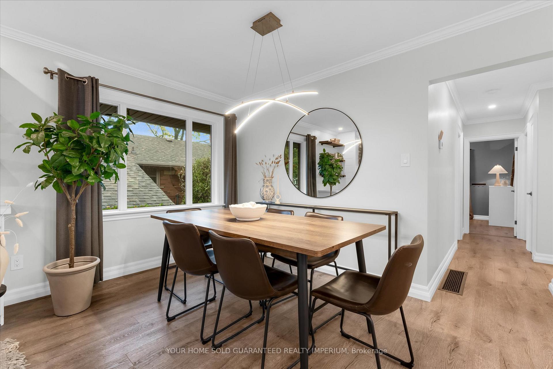 Photo 9 of 3 Mulock Avenue, Hamilton, Sunninghill — HOMEH