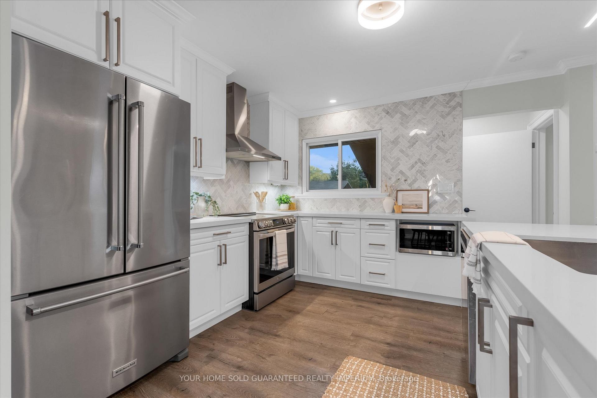 Photo 10 of 3 Mulock Avenue, Hamilton, Sunninghill — HOMEH