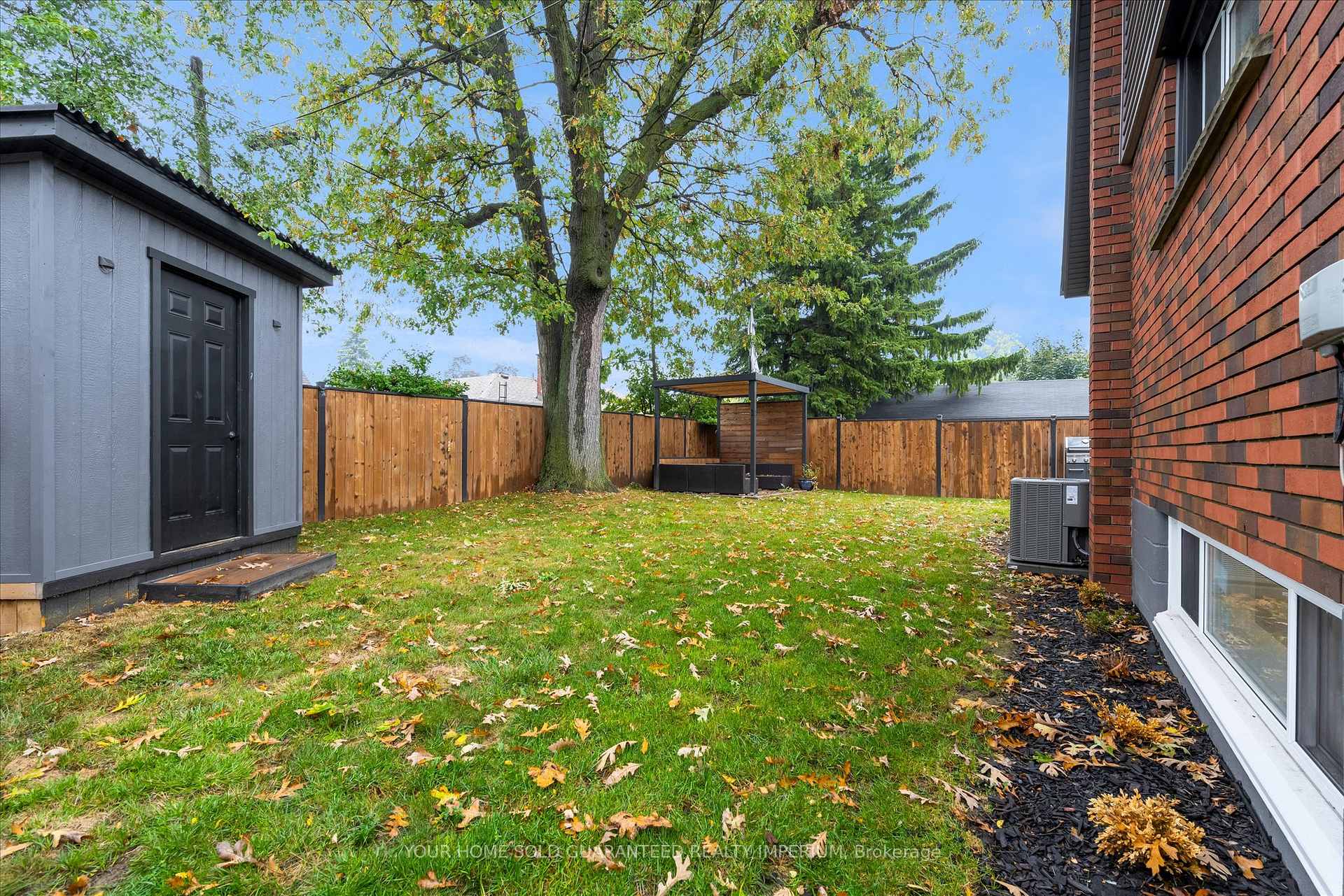 Photo 33 of 3 Mulock Avenue, Hamilton, Sunninghill — HOMEH