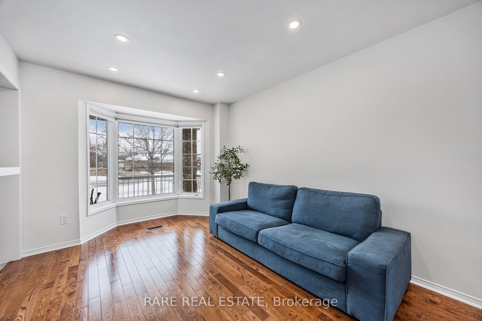 Photo 5 of 196 Hurst Drive, Barrie, Bayshore — HOMEH