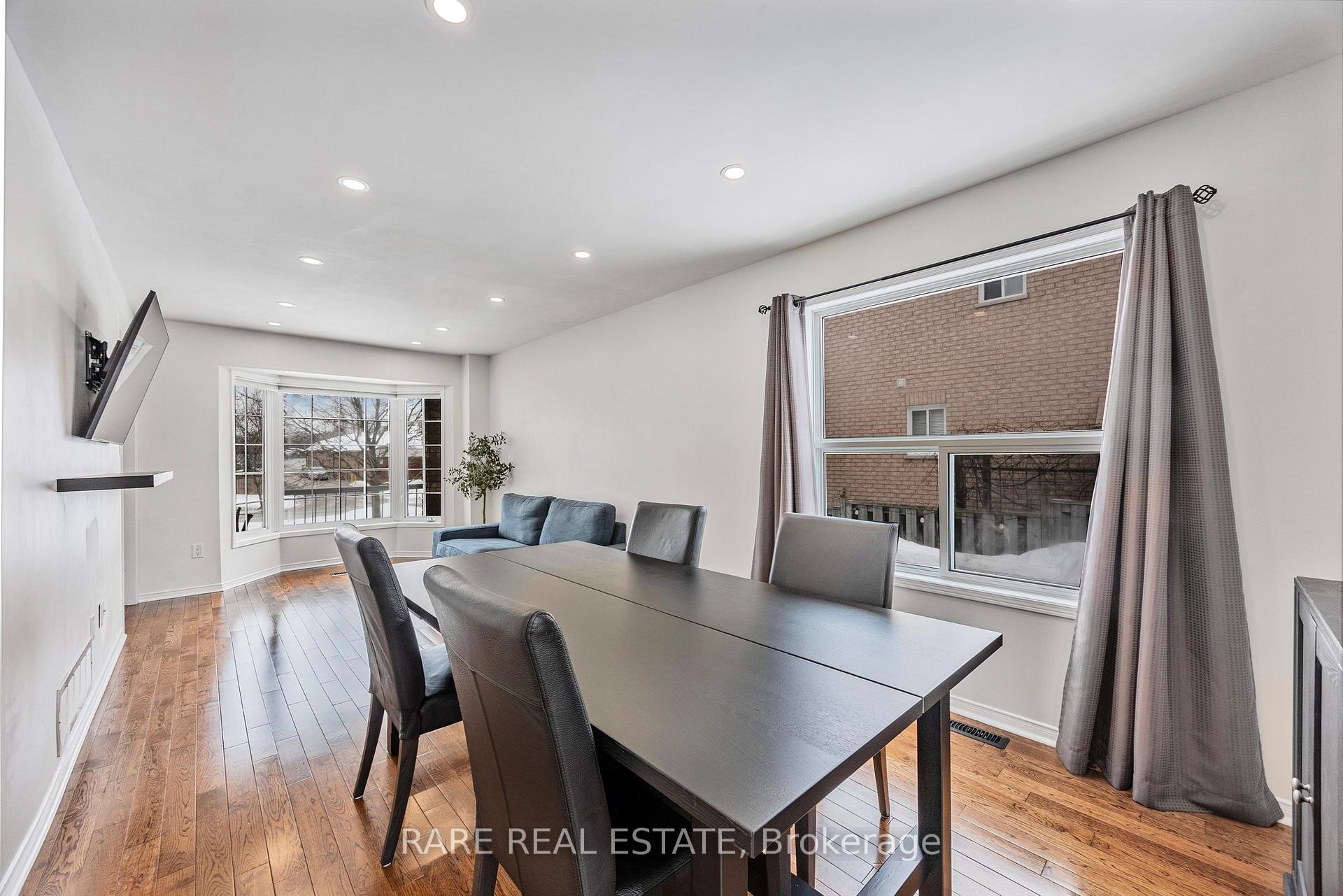 Photo 9 of 196 Hurst Drive, Barrie, Bayshore — HOMEH