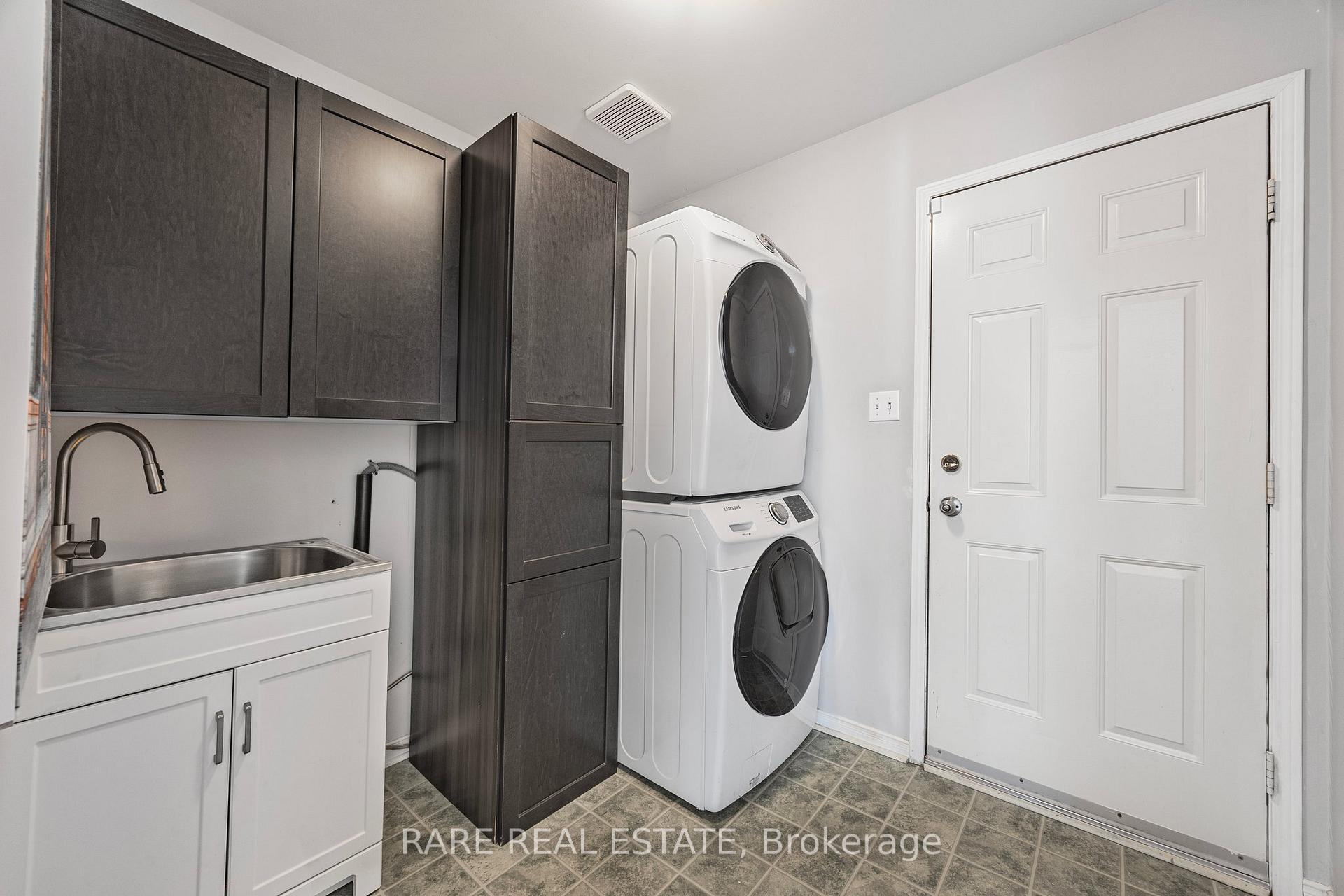 Photo 18 of 196 Hurst Drive, Barrie, Bayshore — HOMEH