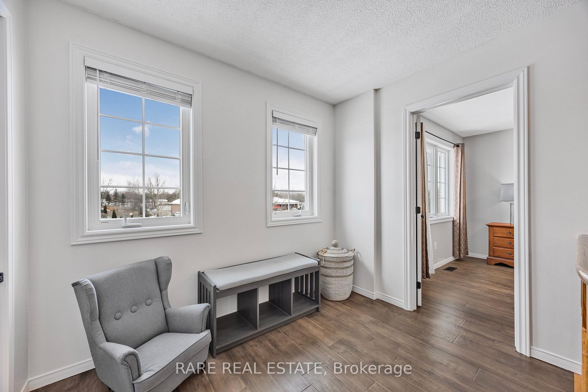 Photo 20 of 196 Hurst Drive, Barrie, Bayshore — HOMEH