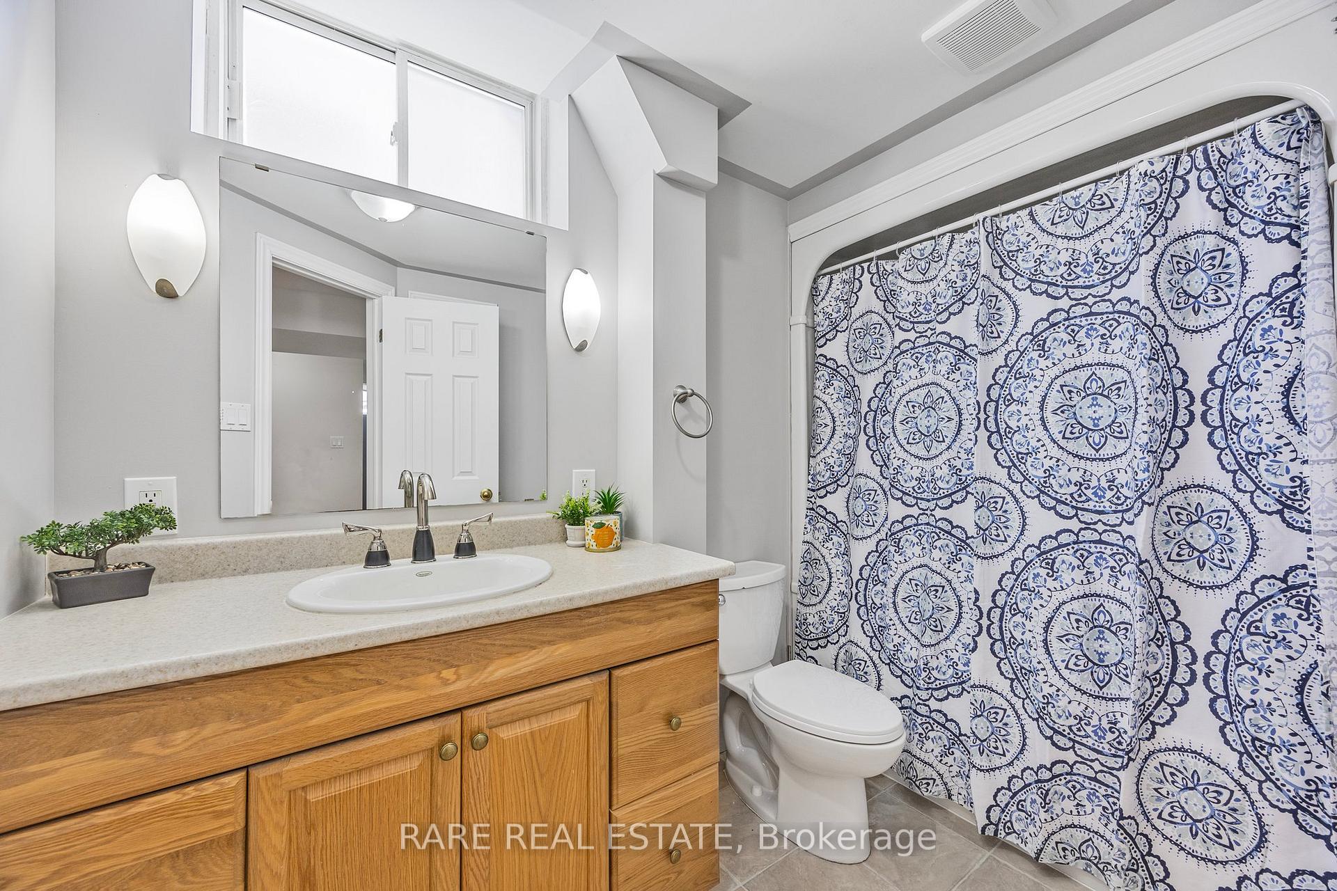 Photo 35 of 196 Hurst Drive, Barrie, Bayshore — HOMEH