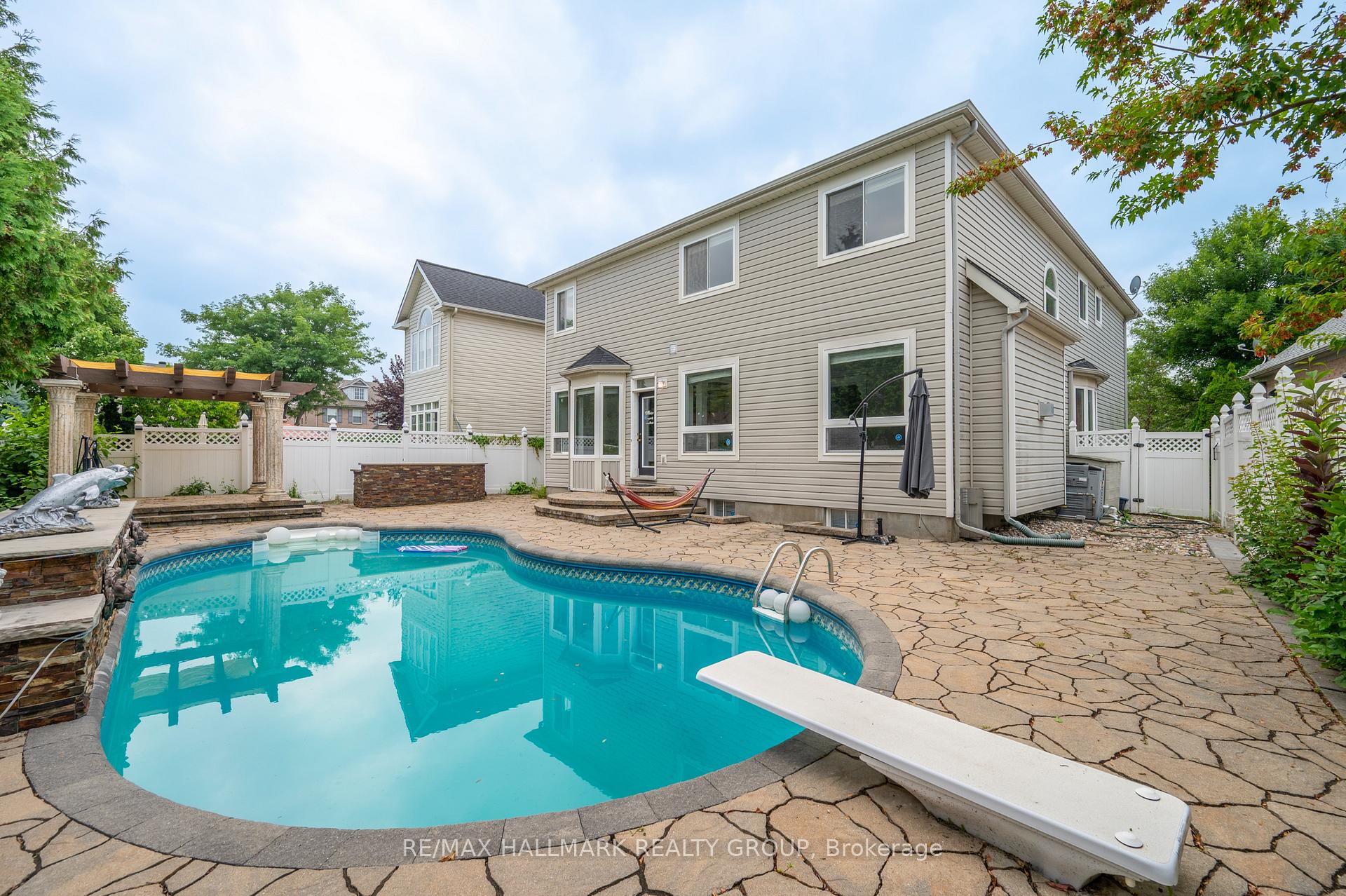 Photo 38 of 3 Wersch Lane, Ottawa, Barrhaven - Stonebridge — HOMEH