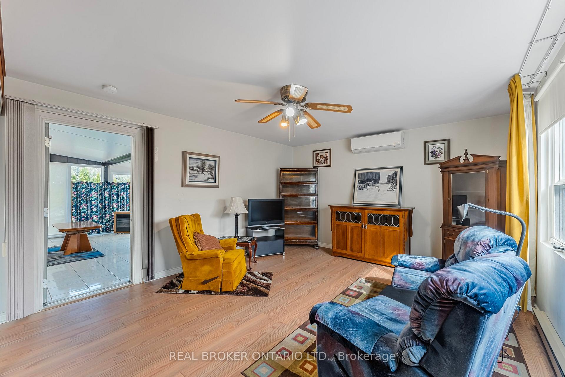 Photo 18 of 8 Caroline Street, Barrie, Allandale Centre — HOMEH