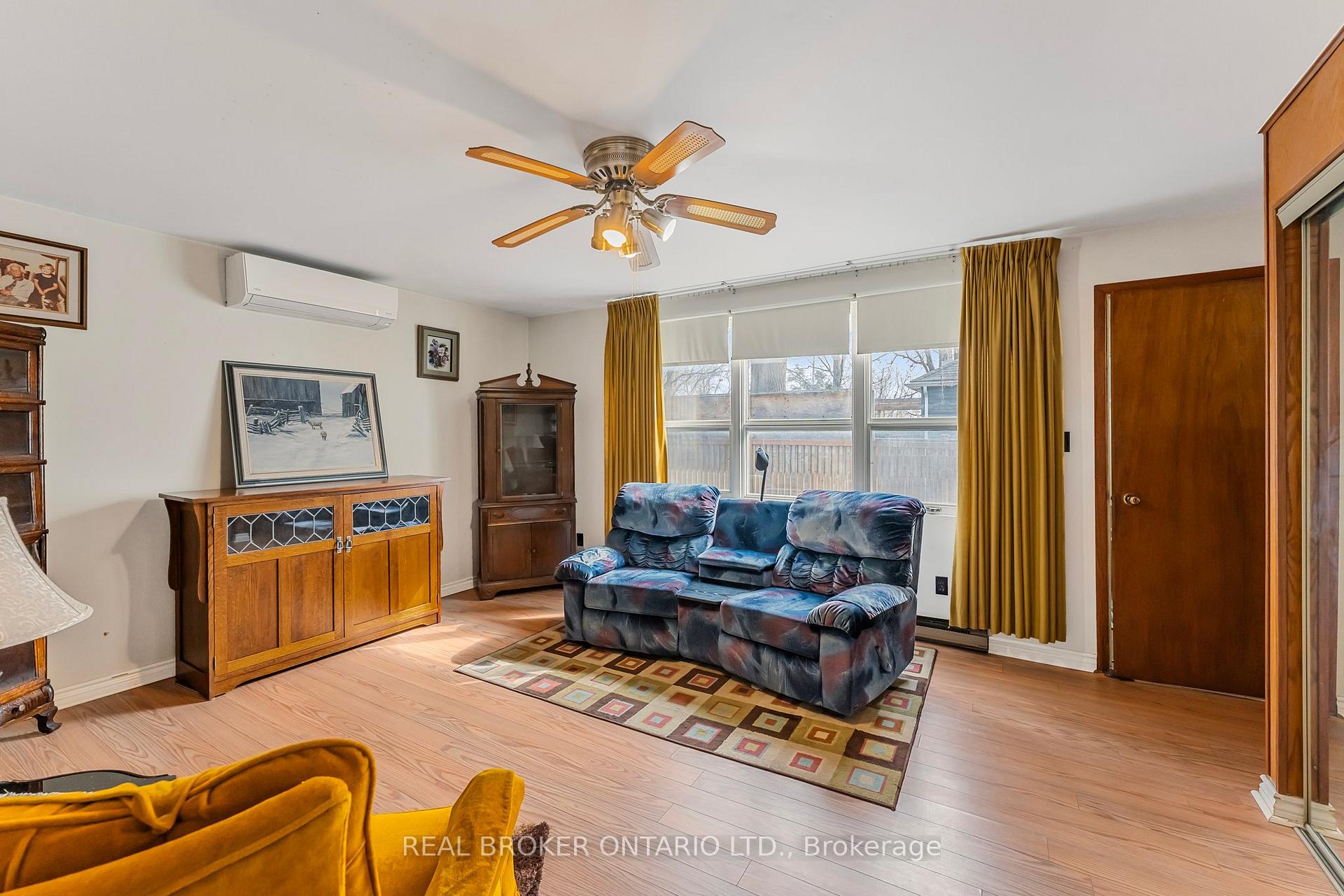 Photo 19 of 8 Caroline Street, Barrie, Allandale Centre — HOMEH