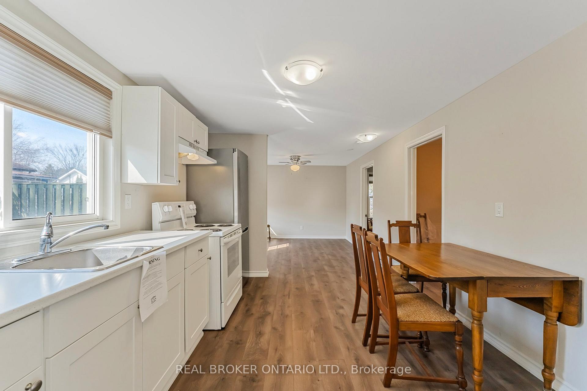 Photo 36 of 8 Caroline Street, Barrie, Allandale Centre — HOMEH