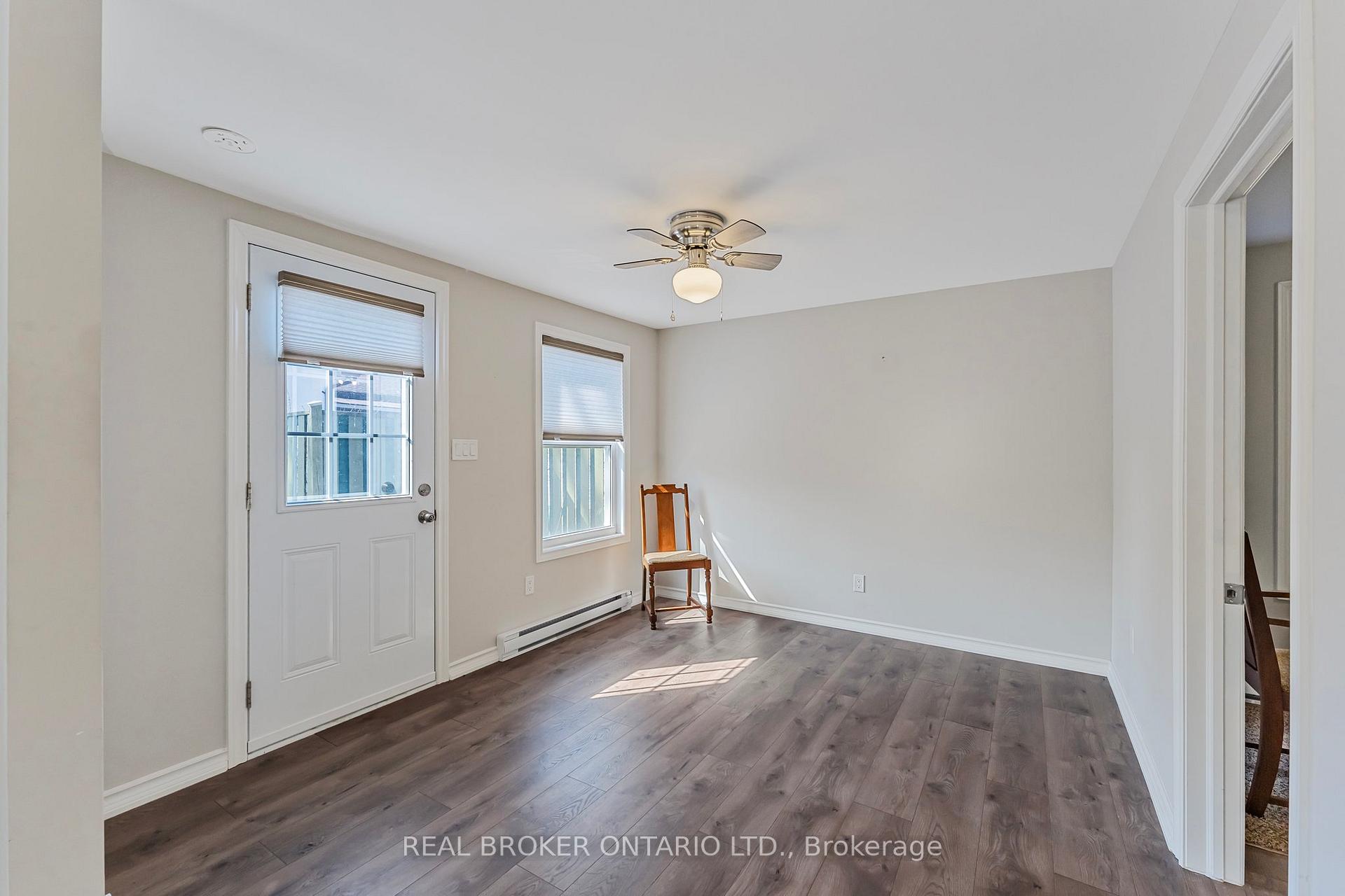 Photo 39 of 8 Caroline Street, Barrie, Allandale Centre — HOMEH
