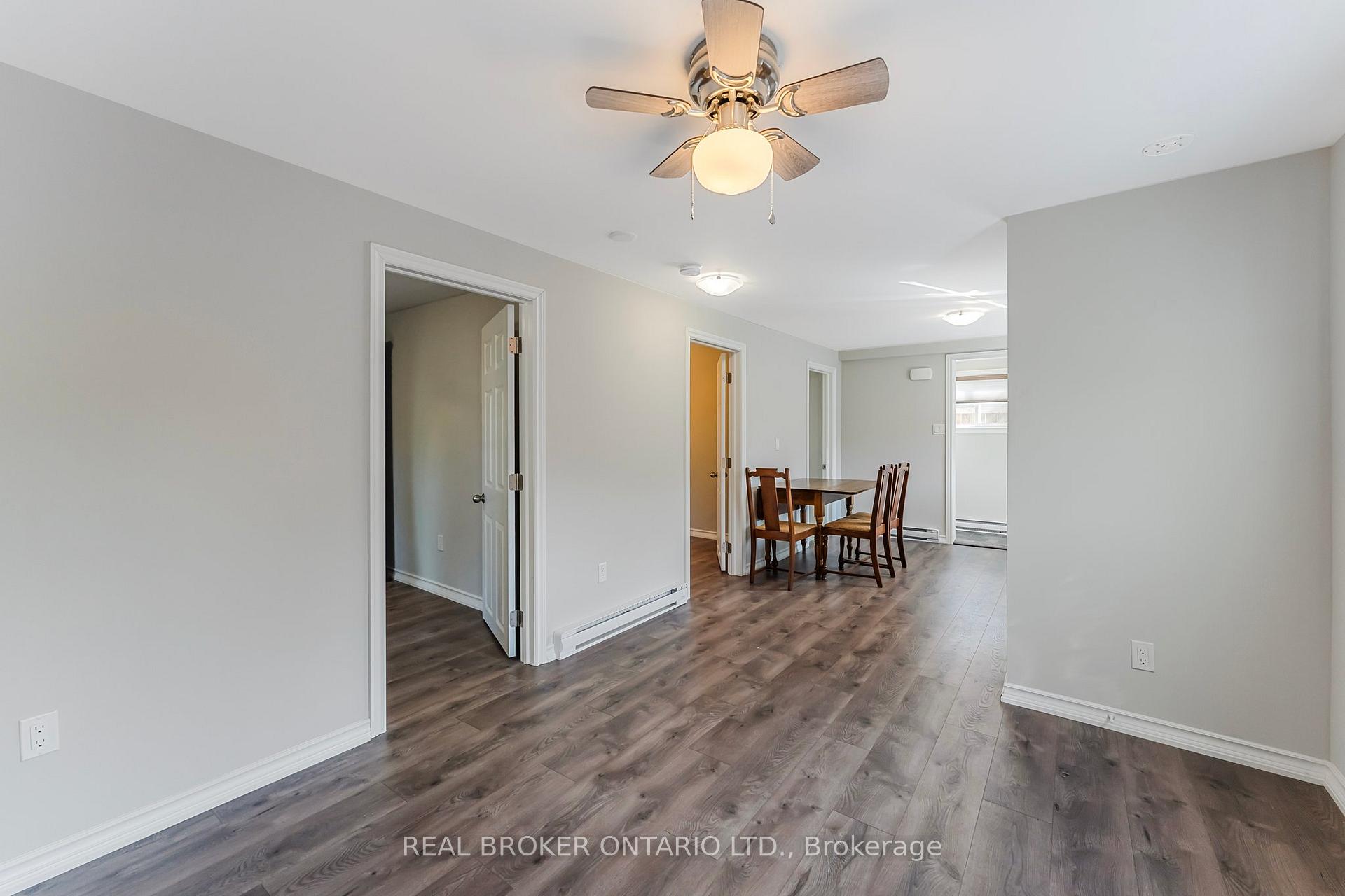 Photo 40 of 8 Caroline Street, Barrie, Allandale Centre — HOMEH