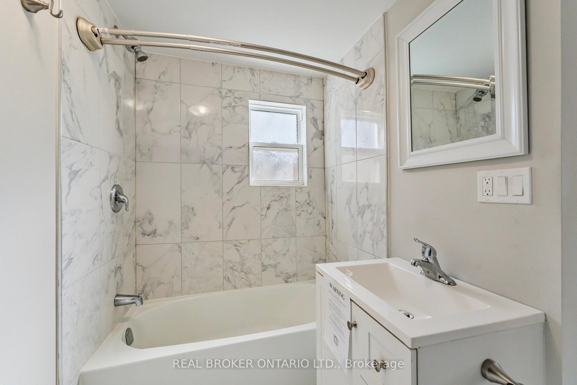 Photo 44 of 8 Caroline Street, Barrie, Allandale Centre — HOMEH