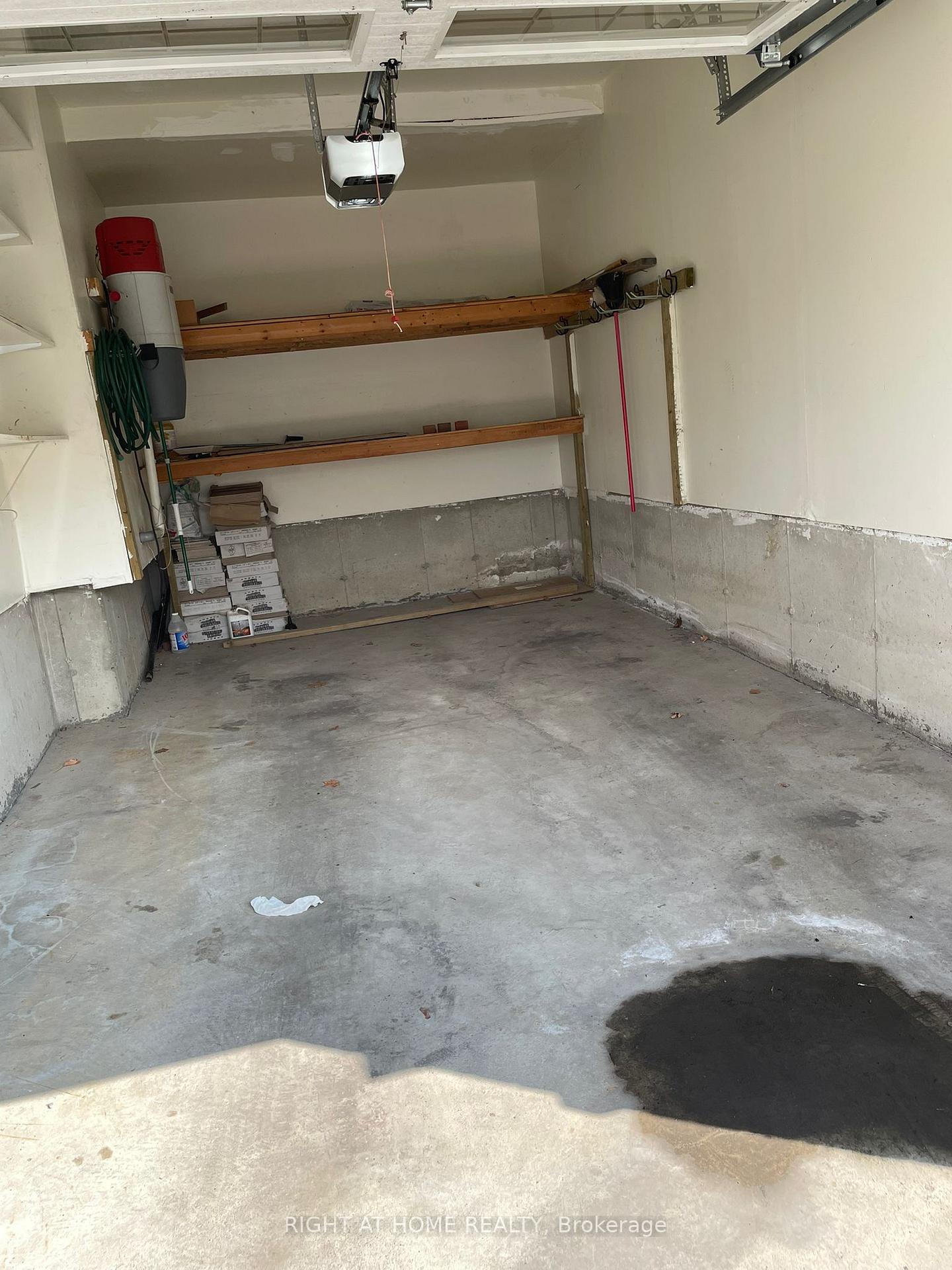 Photo 19 of Unit Main and 2nd level, 35 Echoridge Drive, Brampton, Fletcher's Meadow — HOMEH