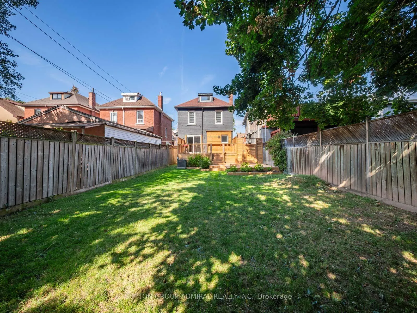 Photo 37 of 187 Rosslyn Avenue S, Hamilton, Delta — HOMEH