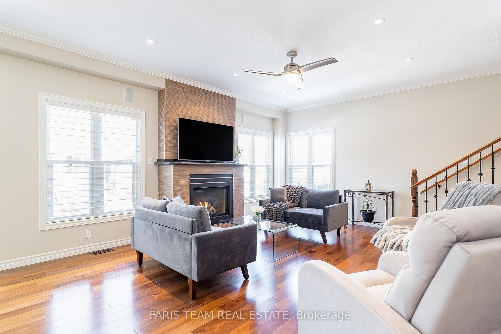 Photo 5 of 69 Brennan Avenue, Barrie, South Shore — HOMEH