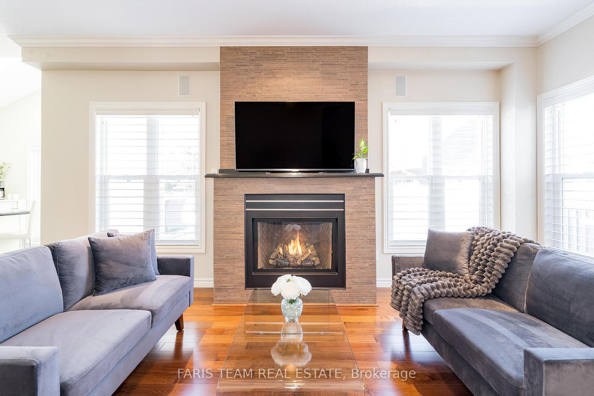 Photo 6 of 69 Brennan Avenue, Barrie, South Shore — HOMEH