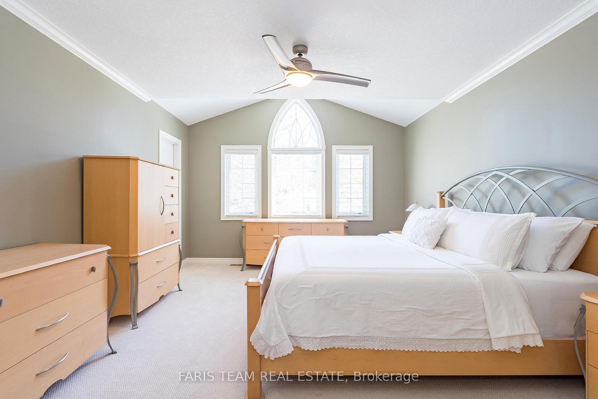 Photo 8 of 69 Brennan Avenue, Barrie, South Shore — HOMEH