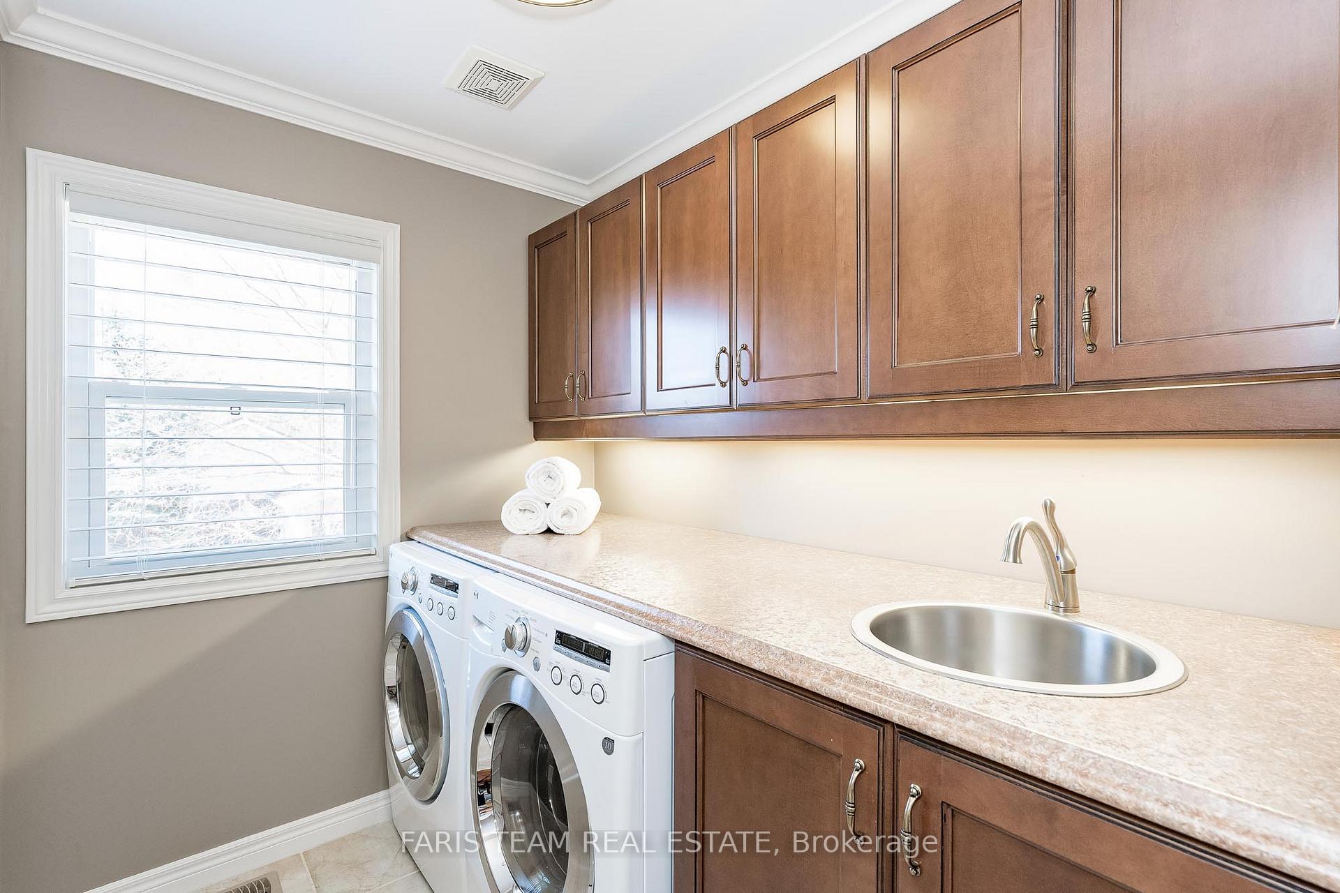 Photo 15 of 69 Brennan Avenue, Barrie, South Shore — HOMEH