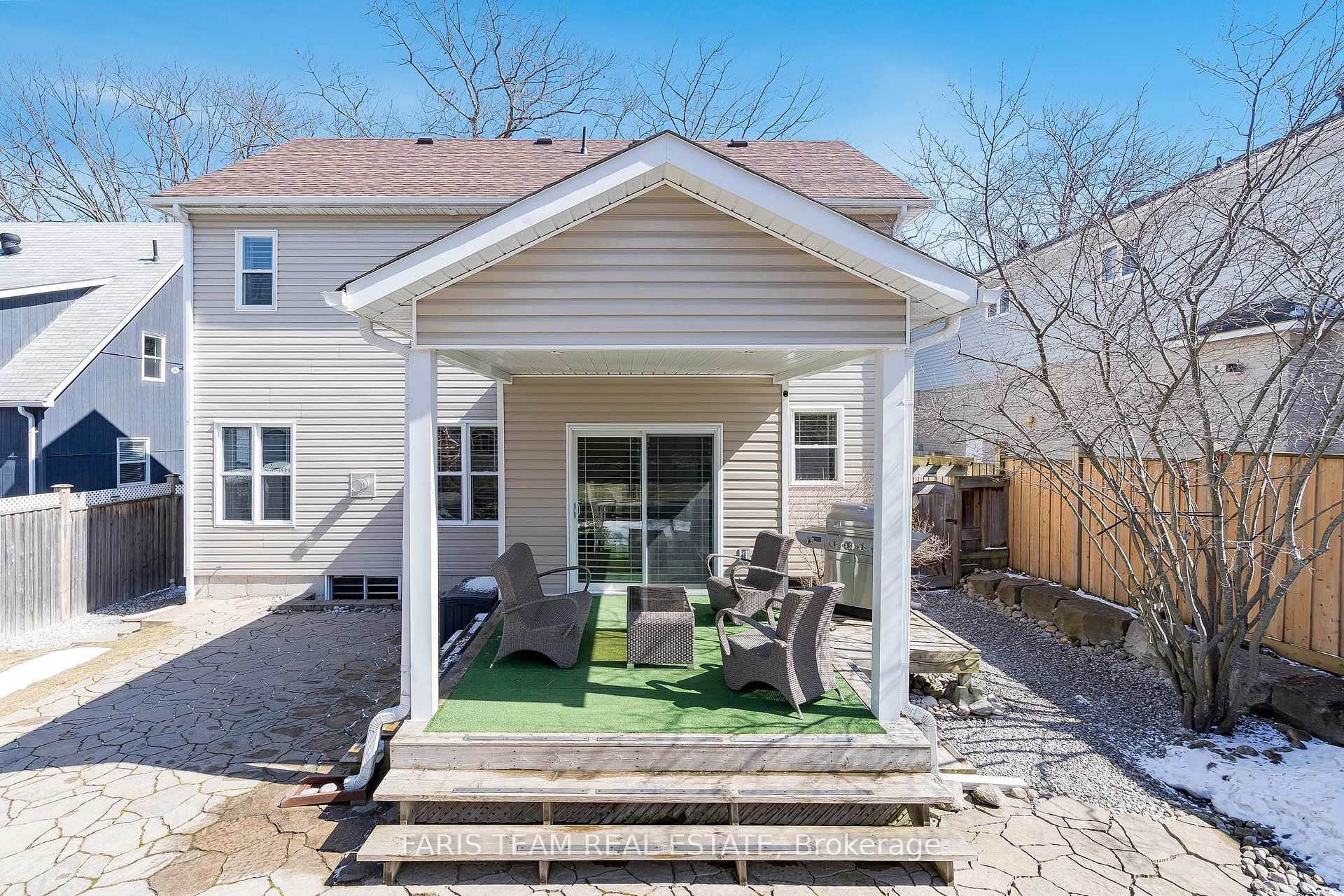 Photo 16 of 69 Brennan Avenue, Barrie, South Shore — HOMEH