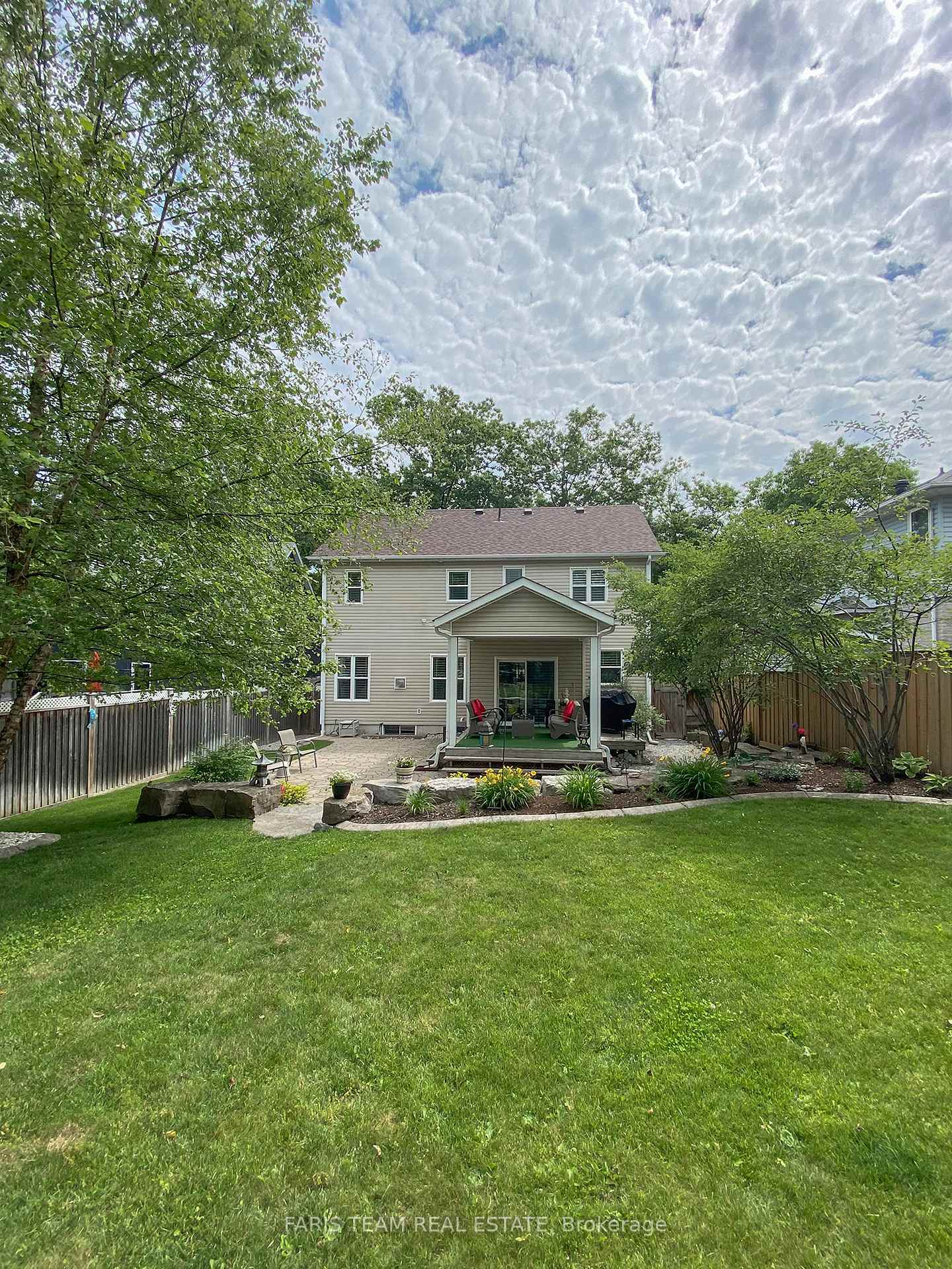 Photo 22 of 69 Brennan Avenue, Barrie, South Shore — HOMEH