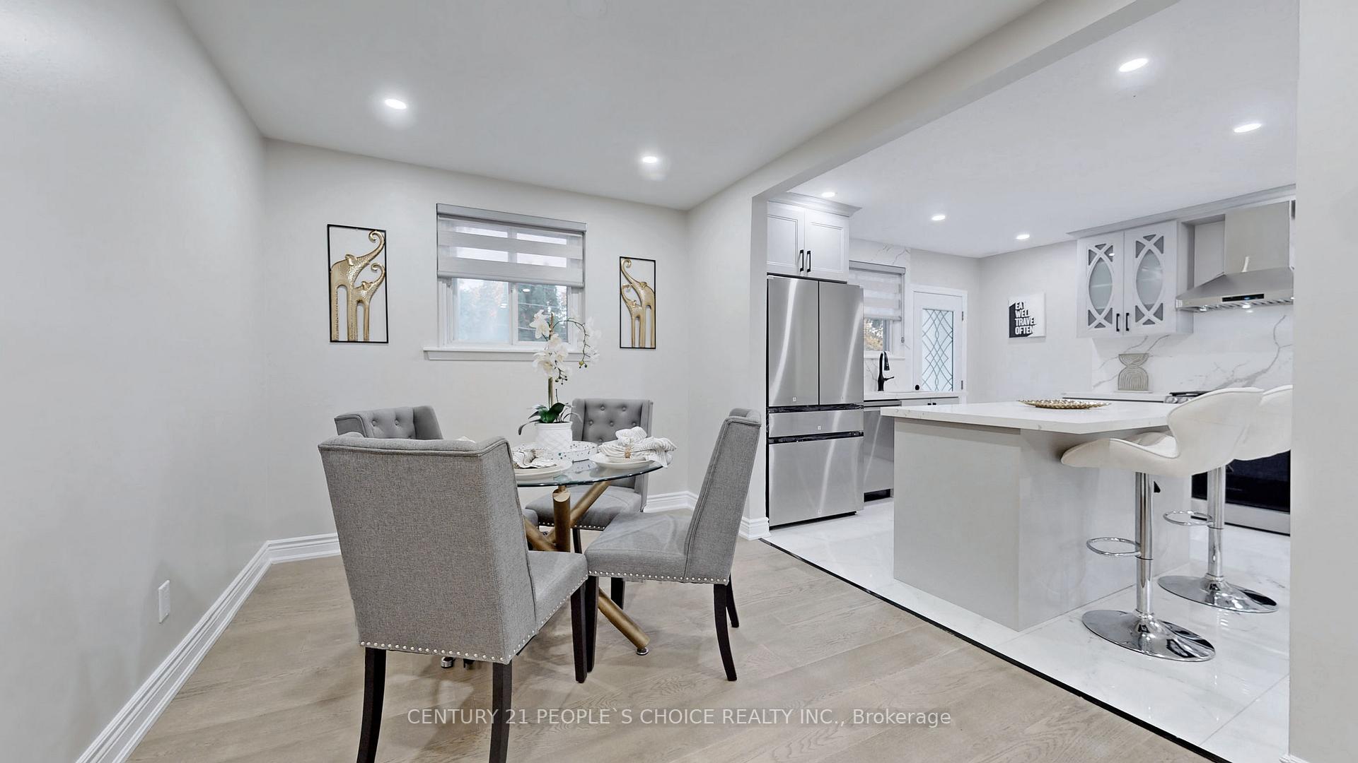 Photo 33 of 58 Brookdale Crescent, Brampton, Avondale — HOMEH