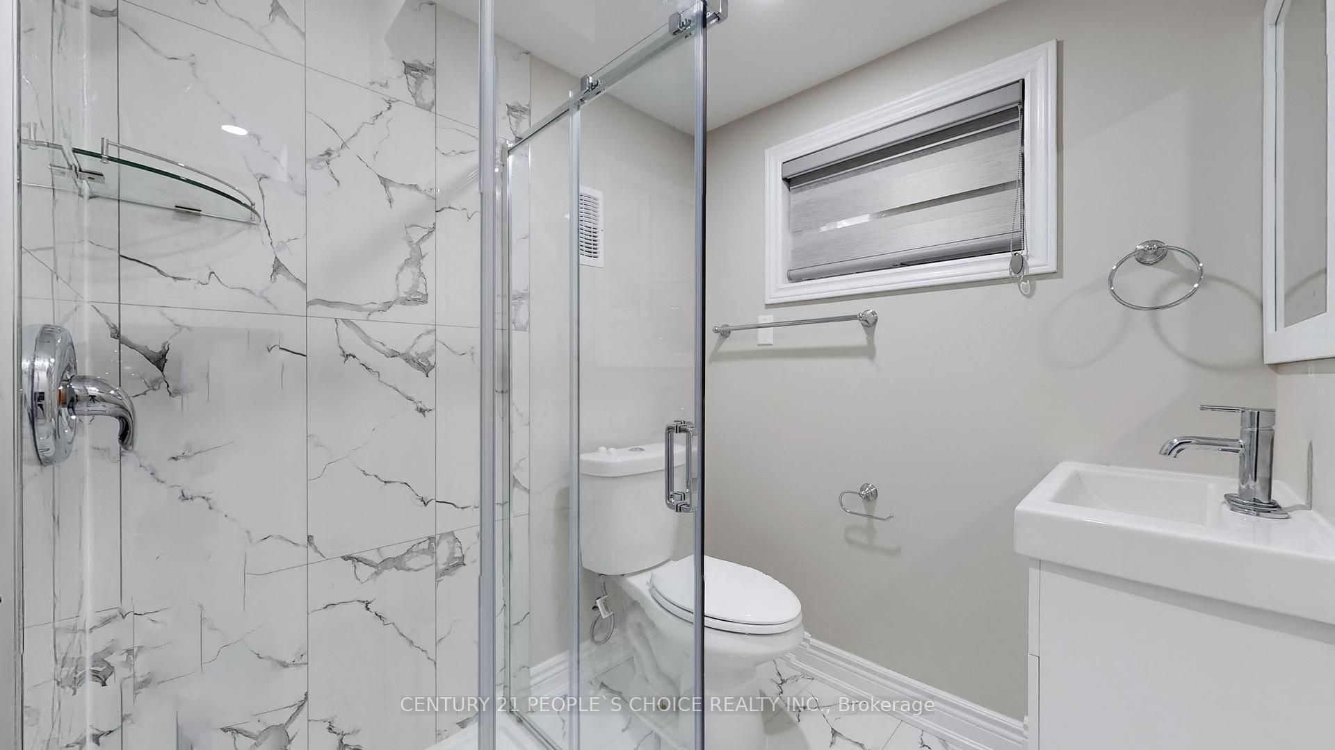 Photo 30 of 58 Brookdale Crescent, Brampton, Avondale — HOMEH