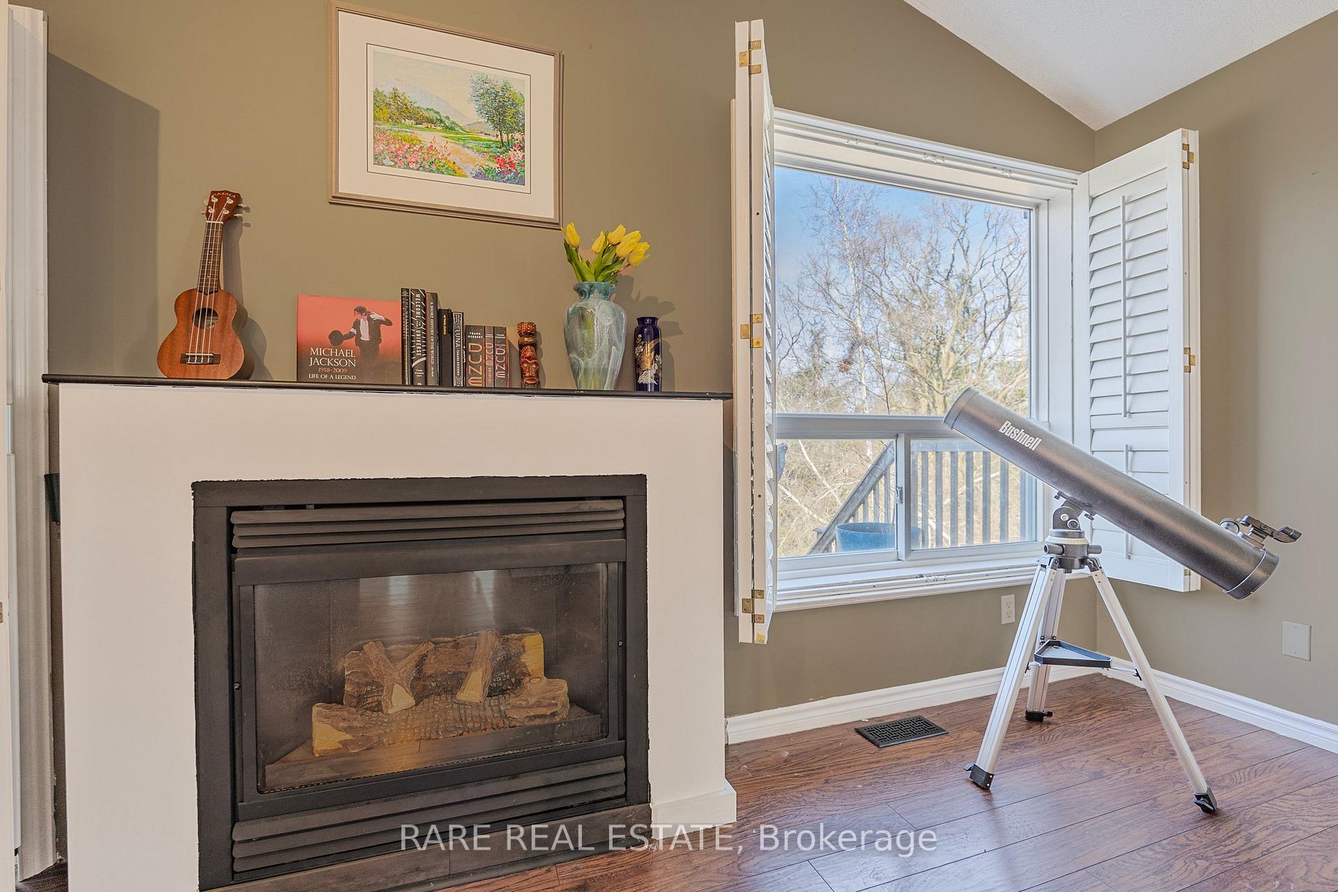Photo 20 of 52 Columbia Road, Barrie, Holly — HOMEH