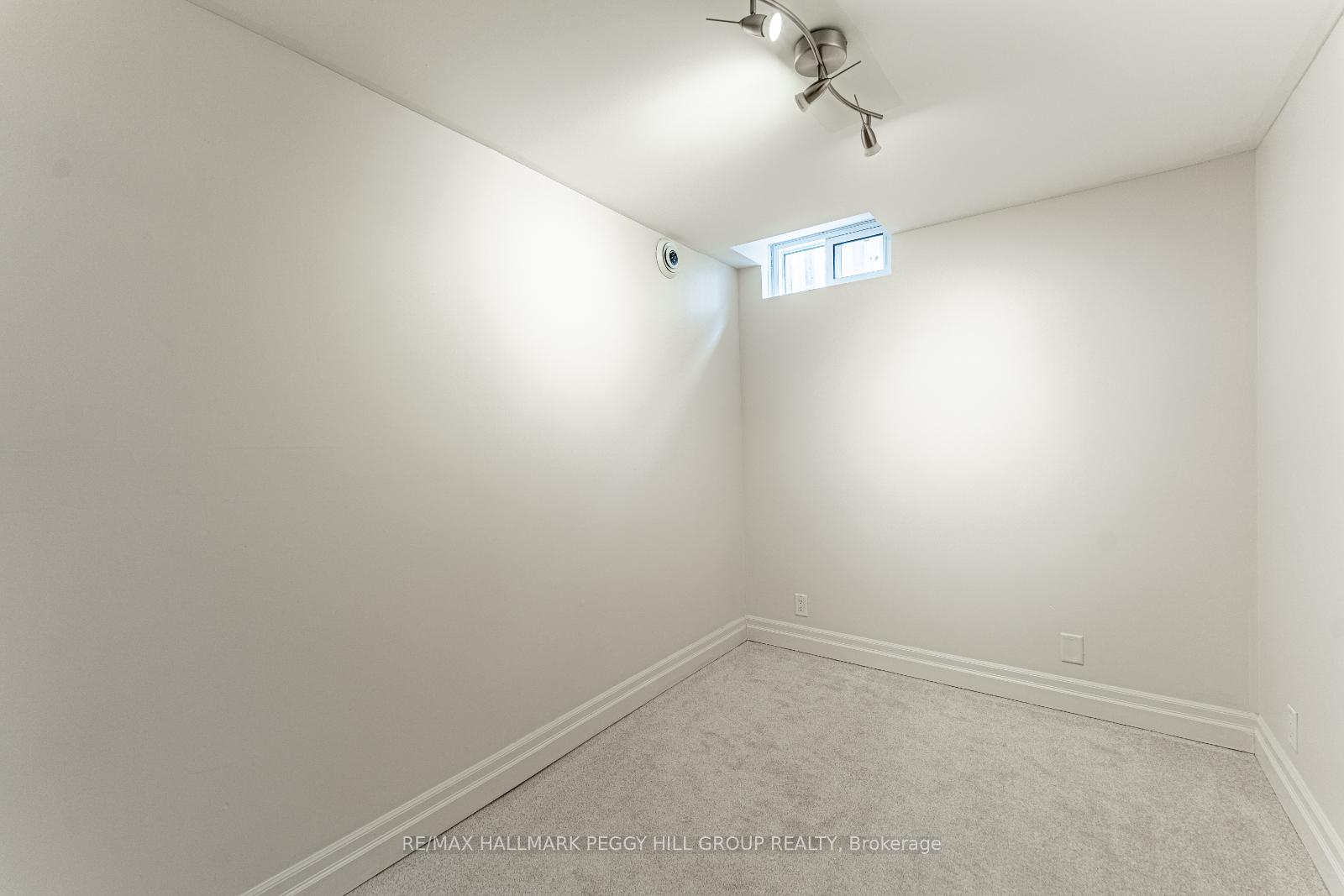 Photo 14 of 22 Porritt Street, Barrie, Ardagh — HOMEH