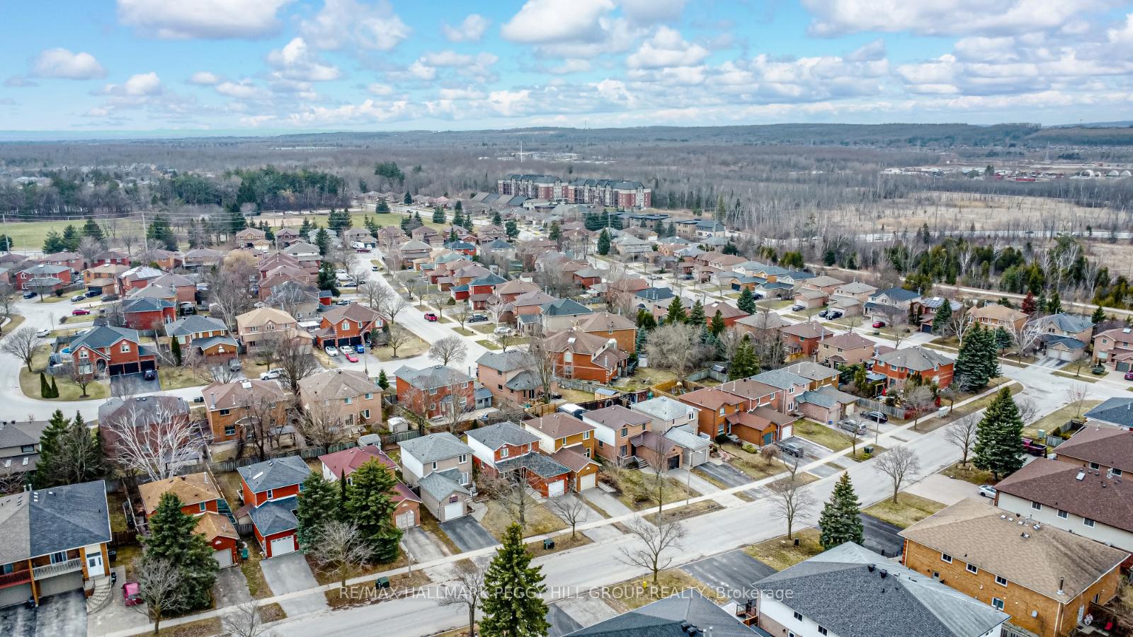 Photo 20 of 22 Porritt Street, Barrie, Ardagh — HOMEH