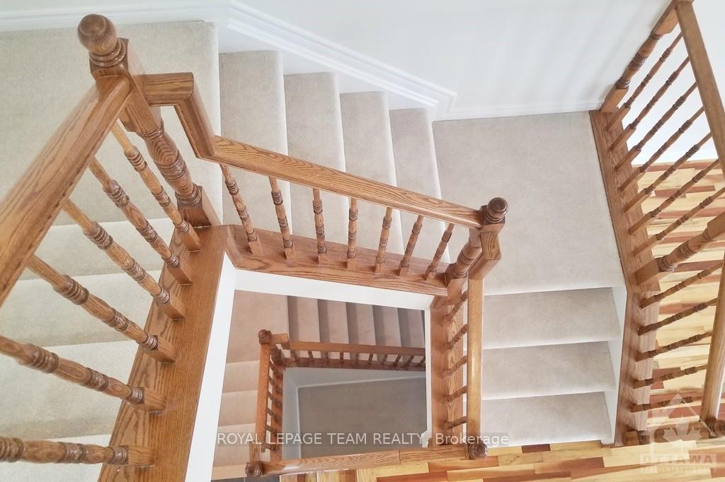 Photo 11 of 204 Garrity Crescent, Ottawa, Barrhaven - Strandherd — HOMEH