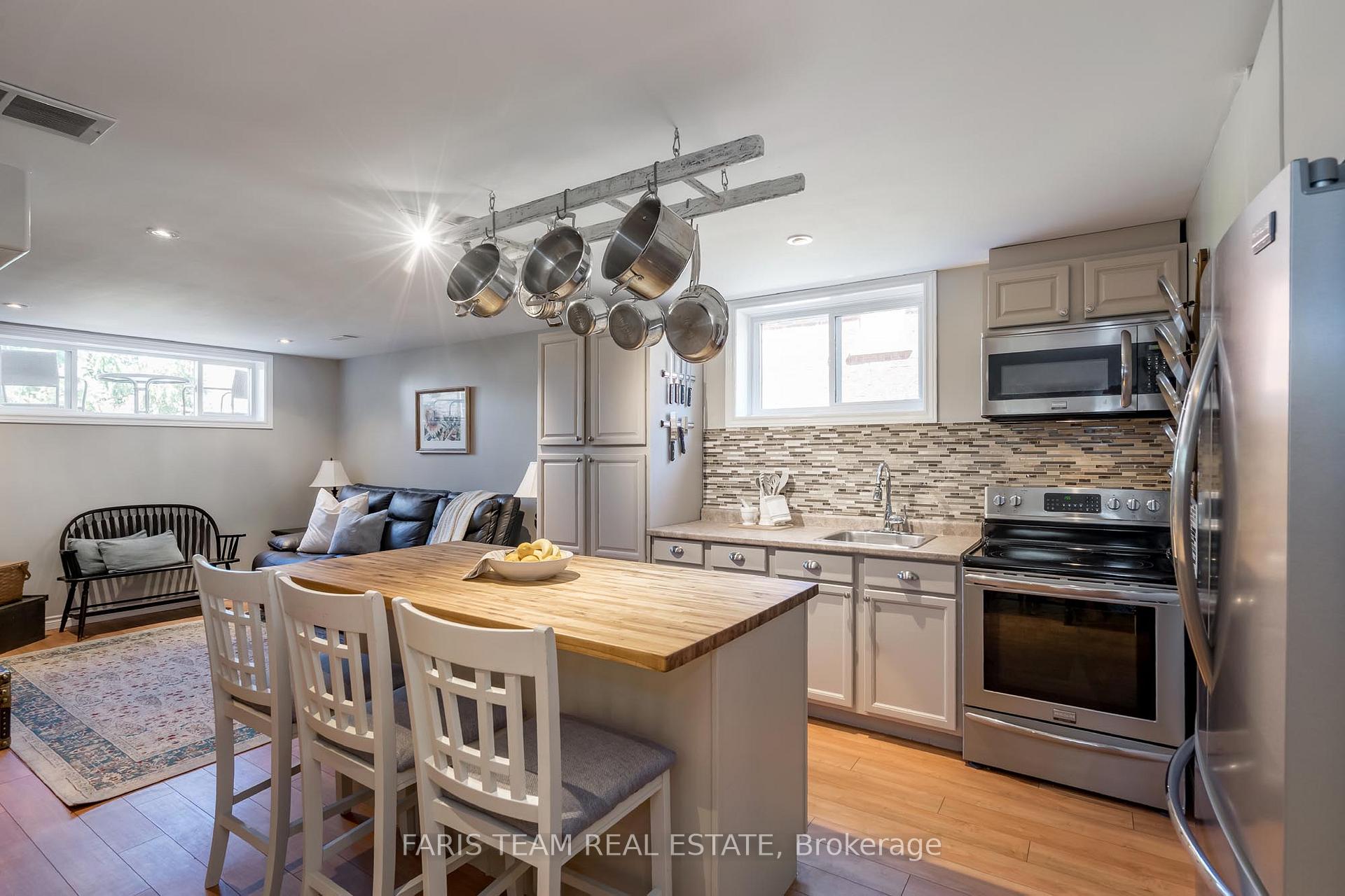 Photo 20 of 122 Sandringham Drive, Barrie, Innis-Shore — HOMEH