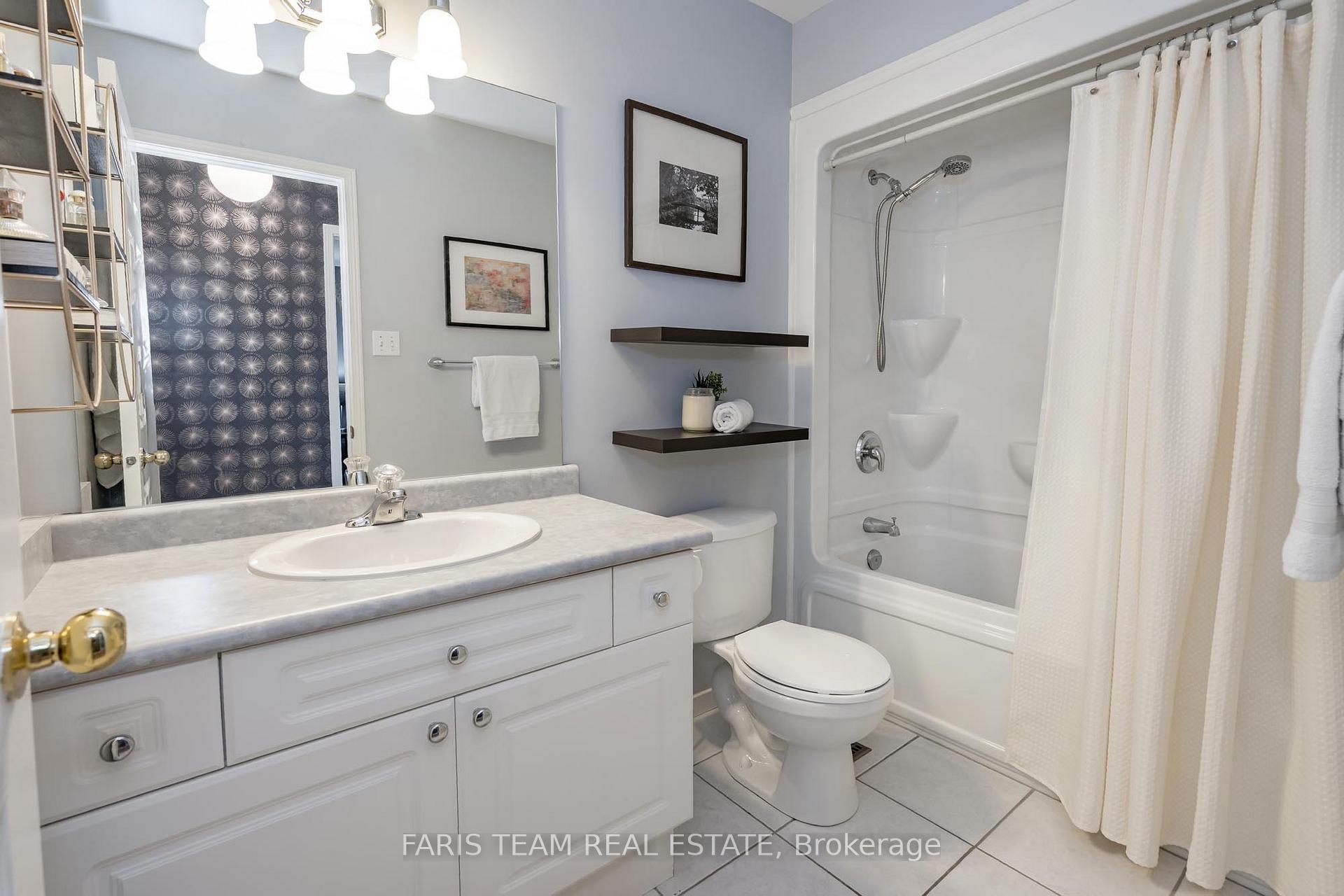 Photo 21 of 122 Sandringham Drive, Barrie, Innis-Shore — HOMEH