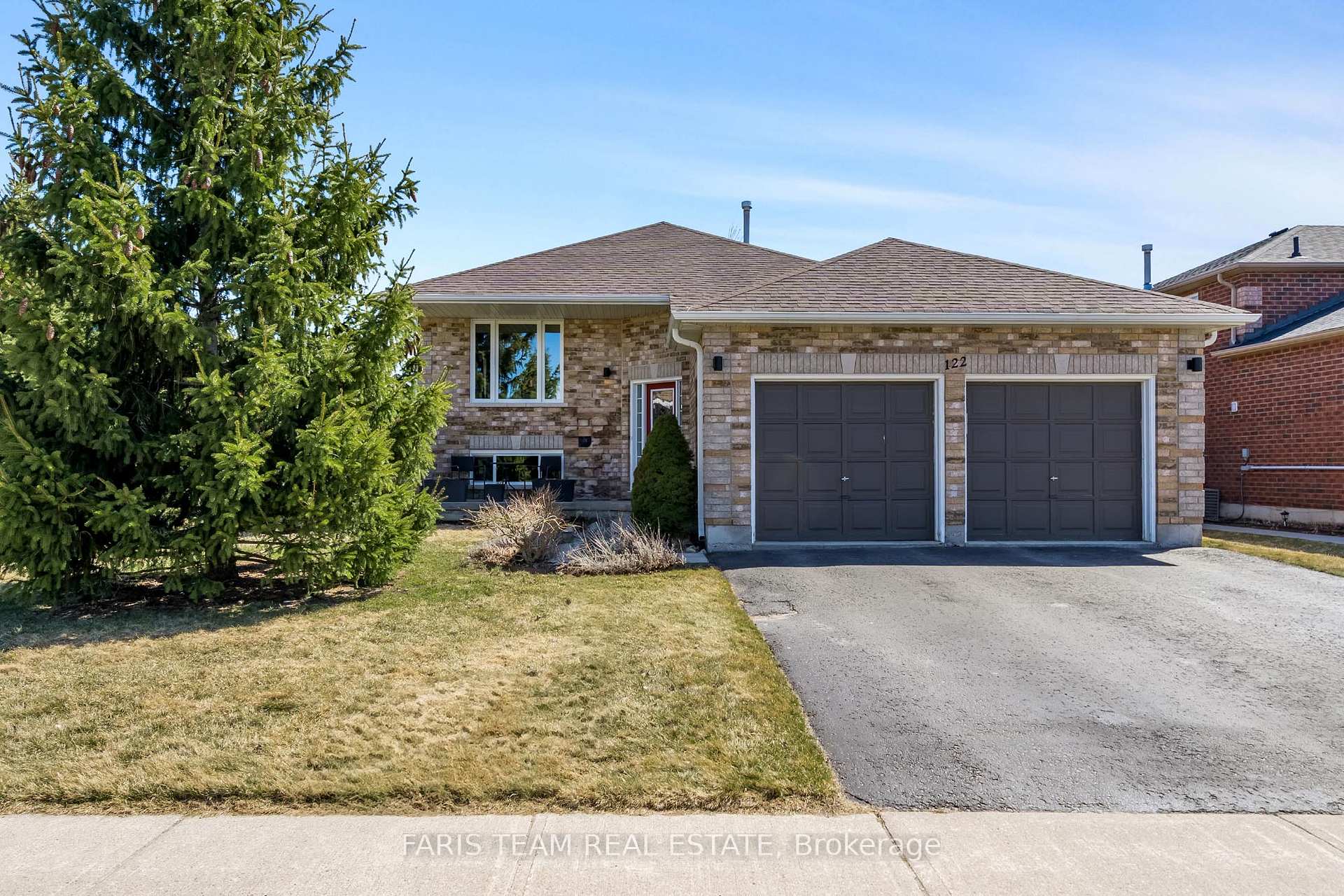 Photo 35 of 122 Sandringham Drive, Barrie, Innis-Shore — HOMEH