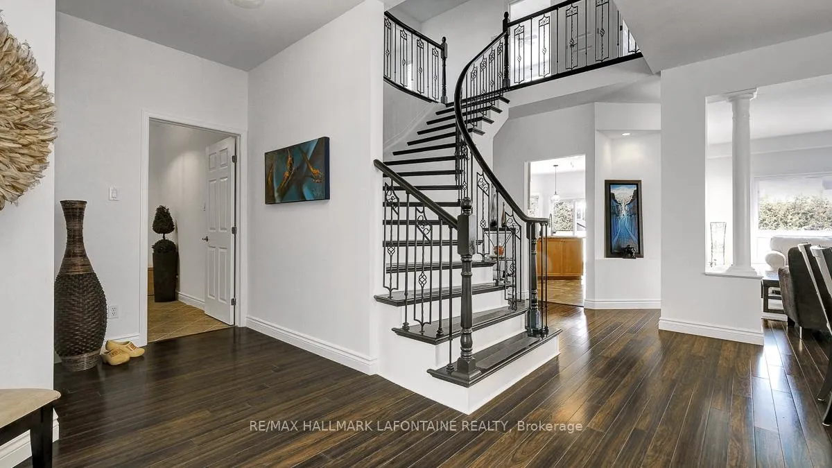 Photo 4 of 315 Rustic Hills Crescent, Ottawa, Springridge/East Village — HOMEH