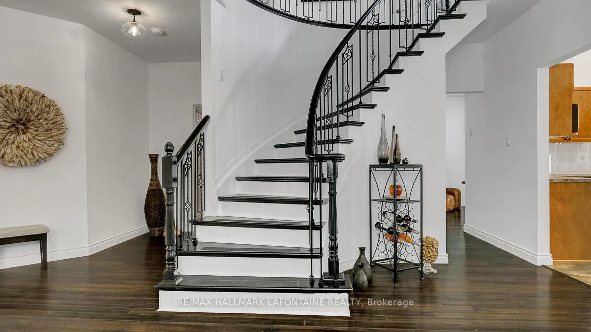 Photo 5 of 315 Rustic Hills Crescent, Ottawa, Springridge/East Village — HOMEH