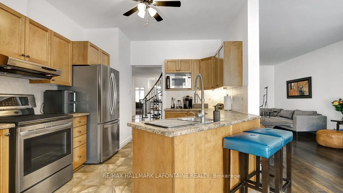 Photo 18 of 315 Rustic Hills Crescent, Ottawa, Springridge/East Village — HOMEH