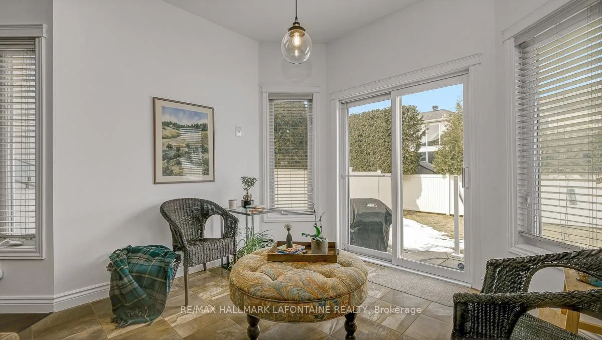 Photo 20 of 315 Rustic Hills Crescent, Ottawa, Springridge/East Village — HOMEH
