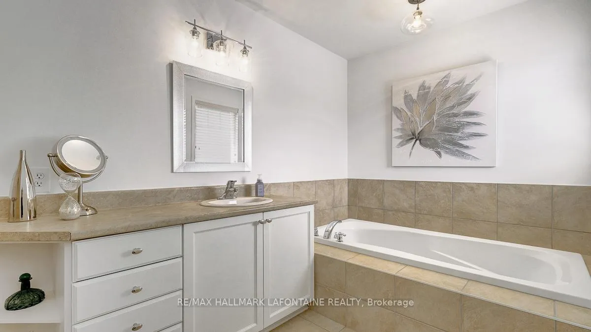 Photo 34 of 315 Rustic Hills Crescent, Ottawa, Springridge/East Village — HOMEH