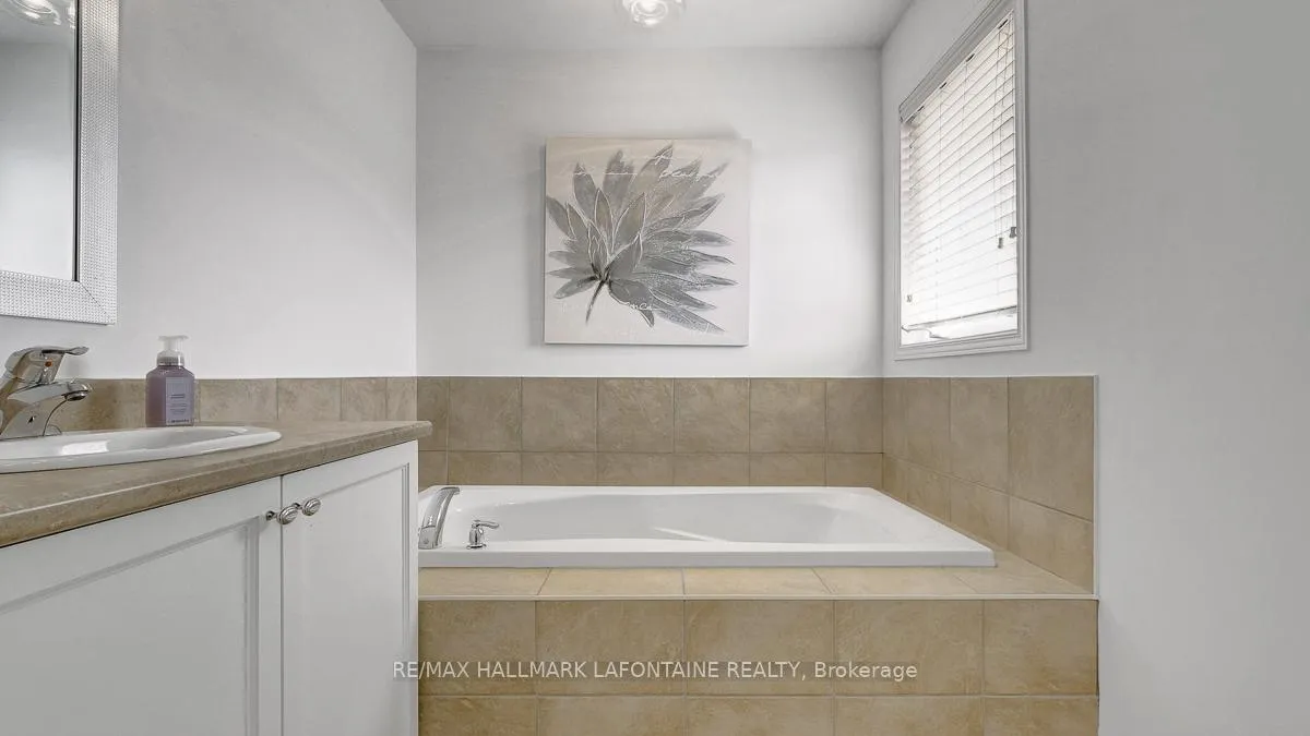 Photo 35 of 315 Rustic Hills Crescent, Ottawa, Springridge/East Village — HOMEH