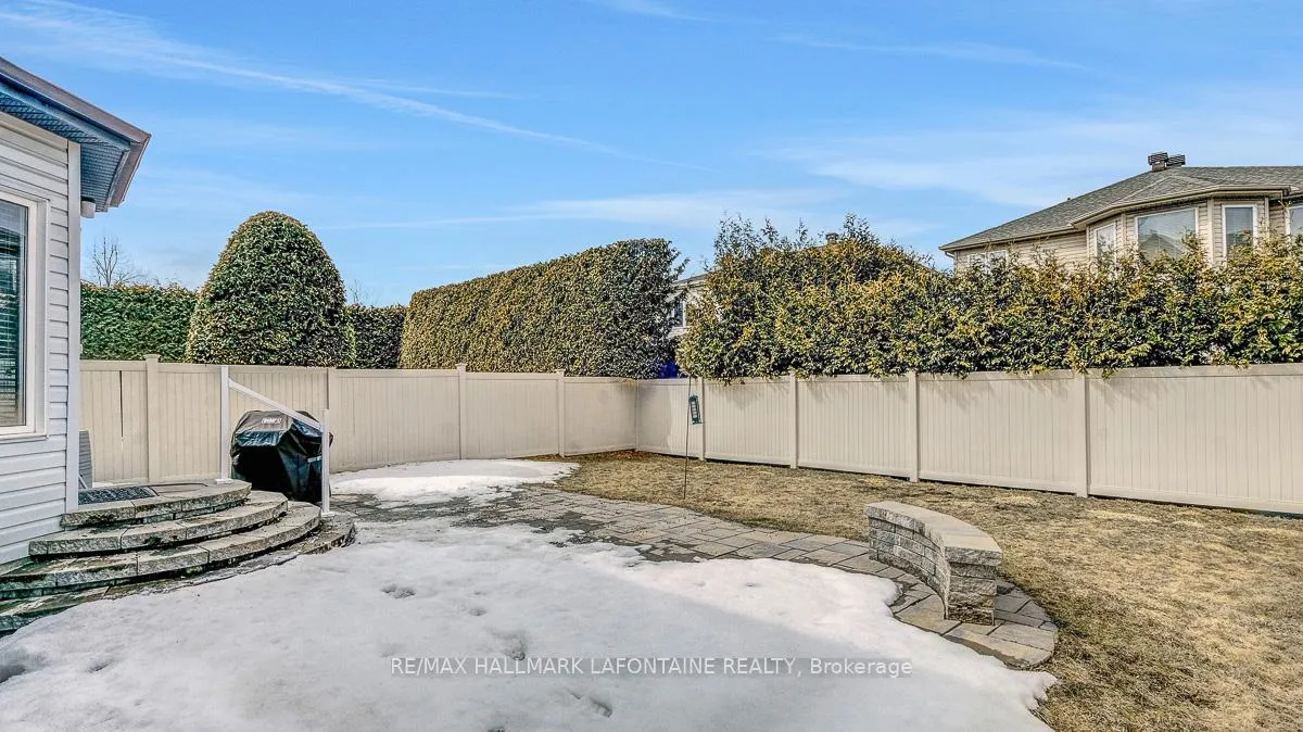 Photo 44 of 315 Rustic Hills Crescent, Ottawa, Springridge/East Village — HOMEH