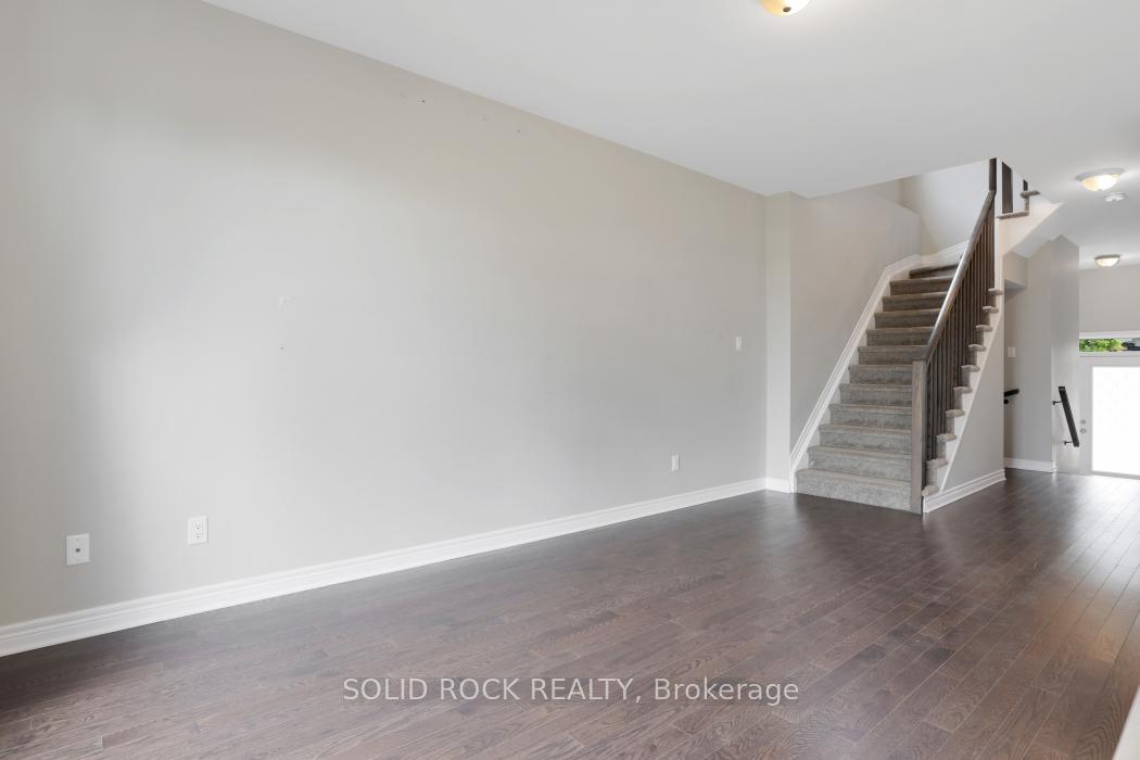 Photo 11 of 29 McPhail Road, Carleton Place — HOMEH