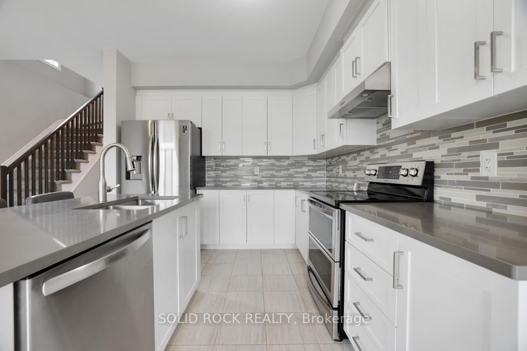 Photo 17 of 29 McPhail Road, Carleton Place — HOMEH
