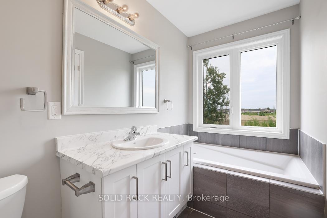 Photo 25 of 29 McPhail Road, Carleton Place — HOMEH