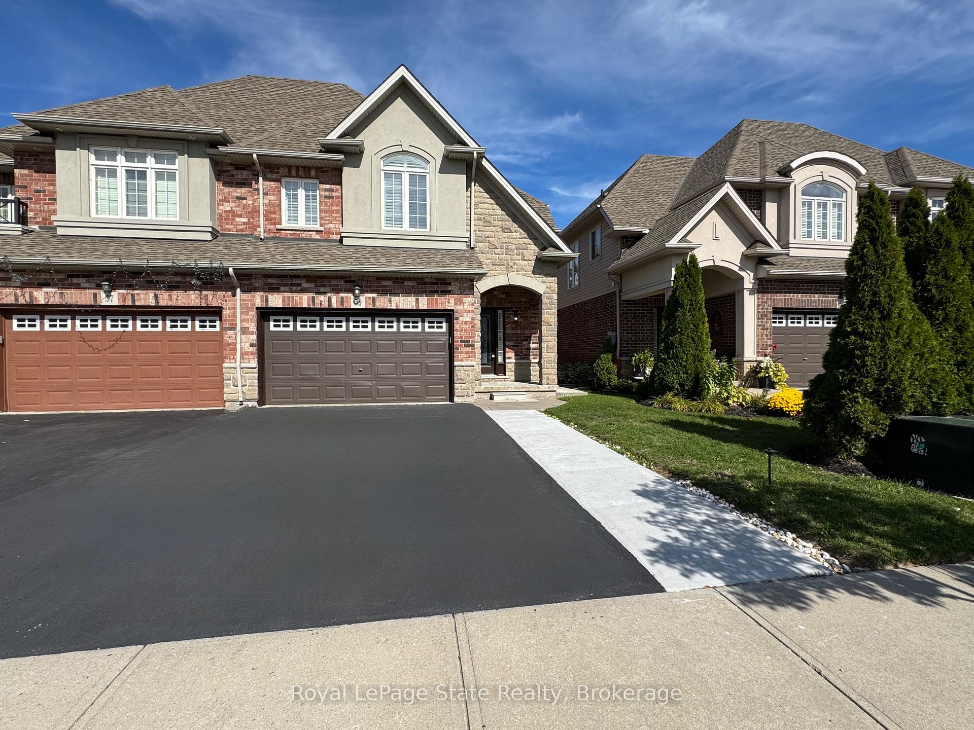 Photo 3 of 59 Galileo Drive, Hamilton, Lakeshore — HOMEH