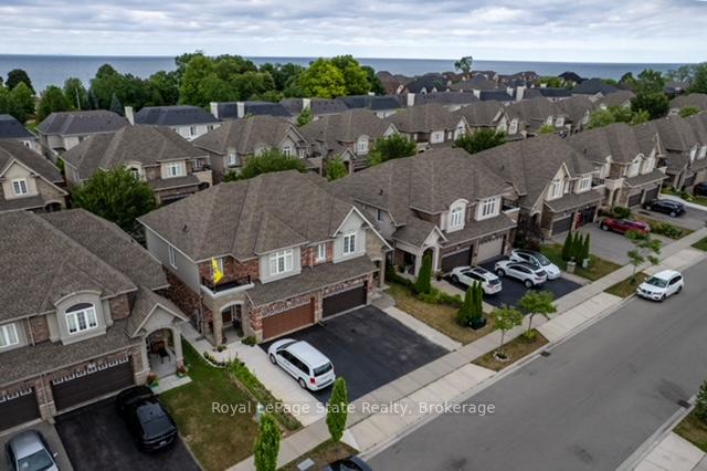 Photo 4 of 59 Galileo Drive, Hamilton, Lakeshore — HOMEH
