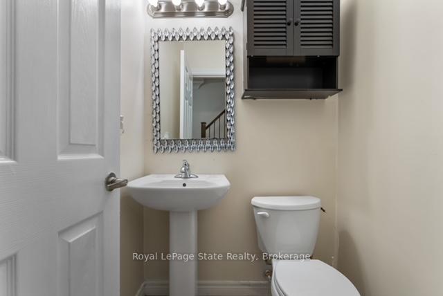 Photo 9 of 59 Galileo Drive, Hamilton, Lakeshore — HOMEH