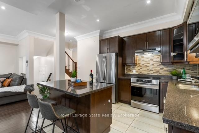 Photo 18 of 59 Galileo Drive, Hamilton, Lakeshore — HOMEH