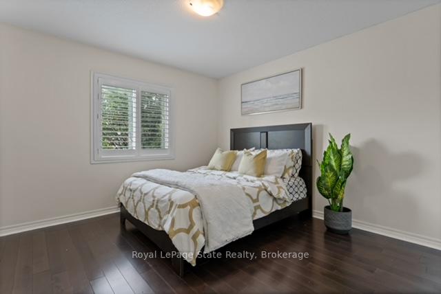 Photo 25 of 59 Galileo Drive, Hamilton, Lakeshore — HOMEH