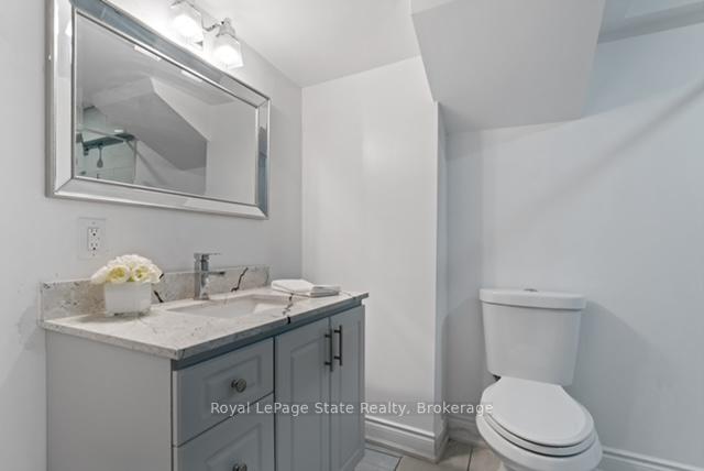 Photo 33 of 59 Galileo Drive, Hamilton, Lakeshore — HOMEH